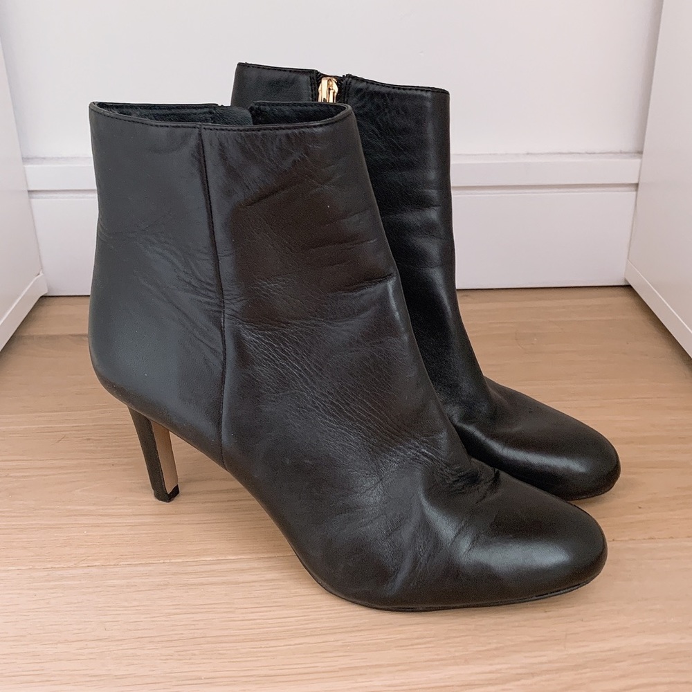 Vince Camuto Black Leather Ankle Booties